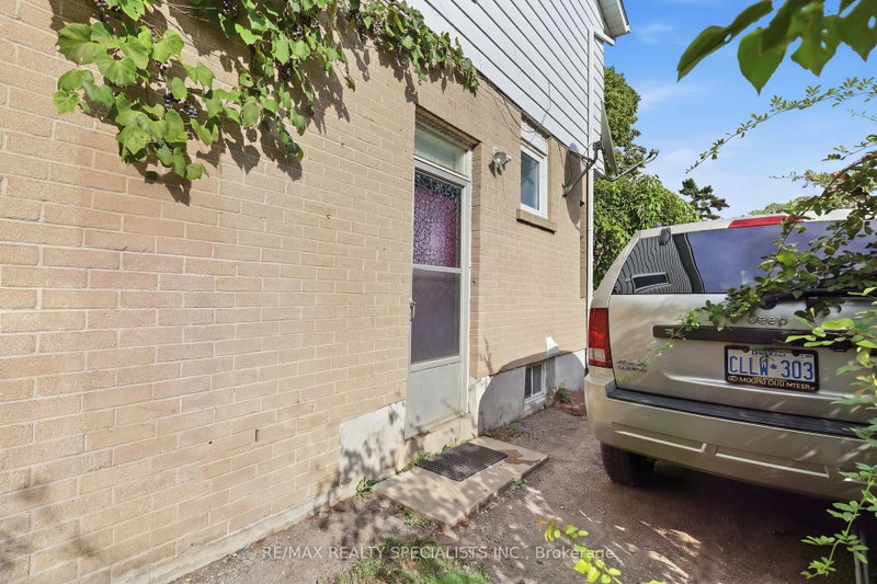 7259 Sills Mississauga,ON L4T 2K2 — Photo 32