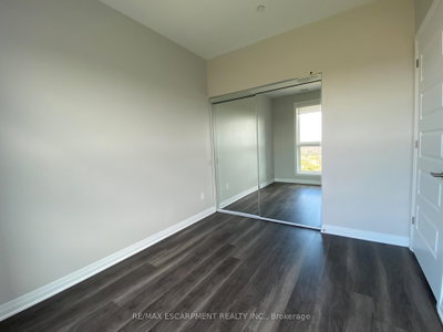 95 Dundas Oakville,ON L6M 5N4 — Photo 14