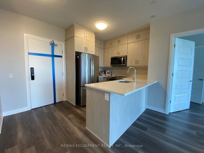 95 Dundas Oakville,ON L6M 5N4 — Photo 8