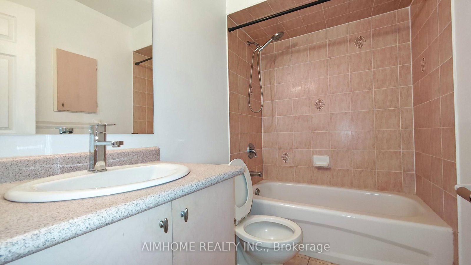 340 KITTRIDGE Road • Oakville, ON photo 17
