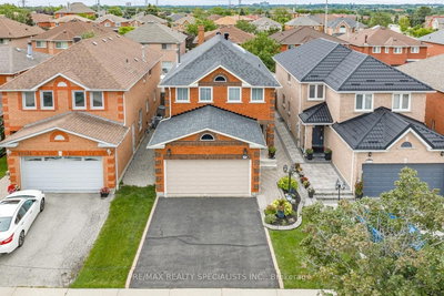 4464 Weeping Willow Drive • Mississauga, ON photo 2