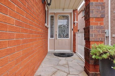 4464 Weeping Willow Drive • Mississauga, ON photo 4
