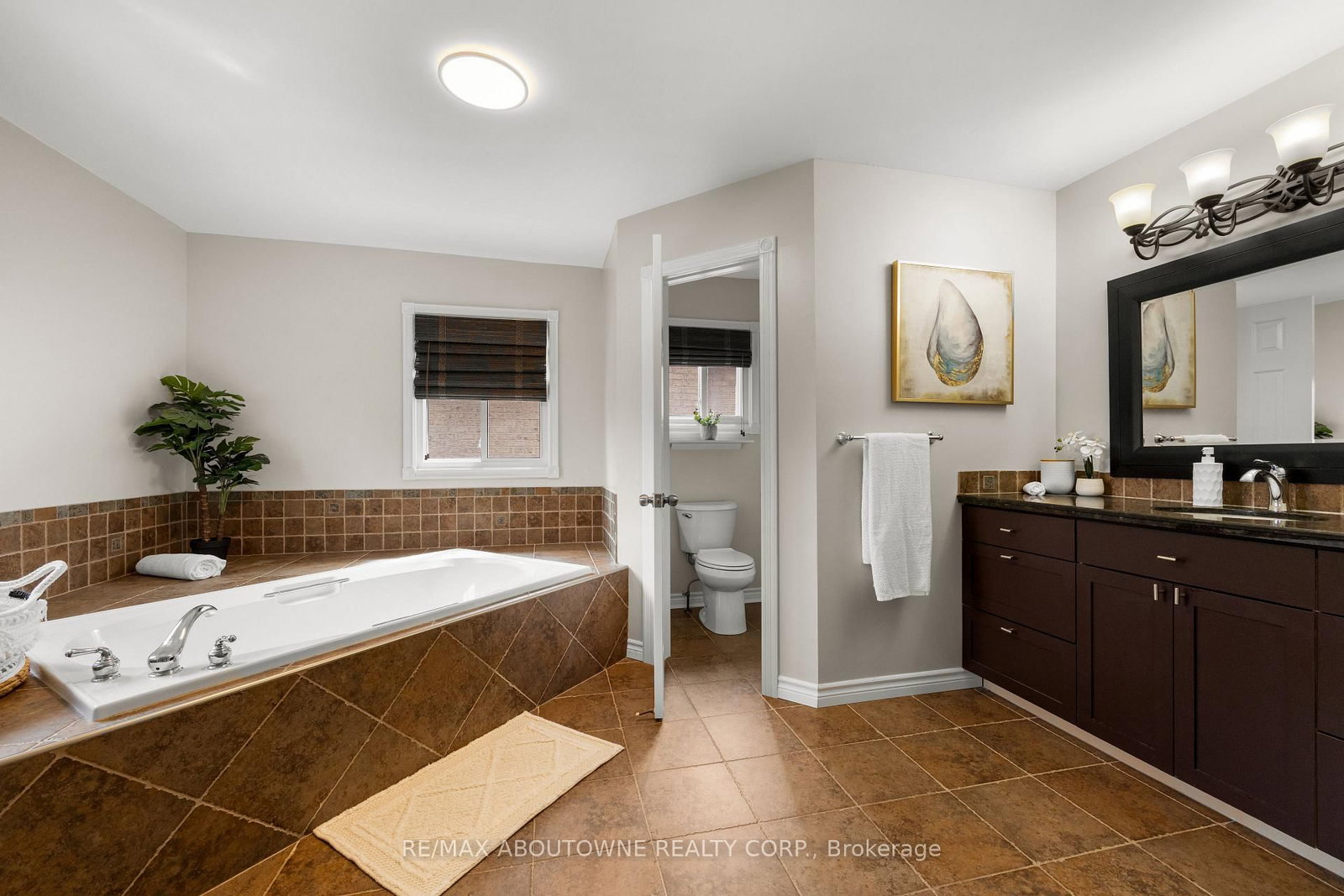 435 March Crescent • Oakville, ON photo 30