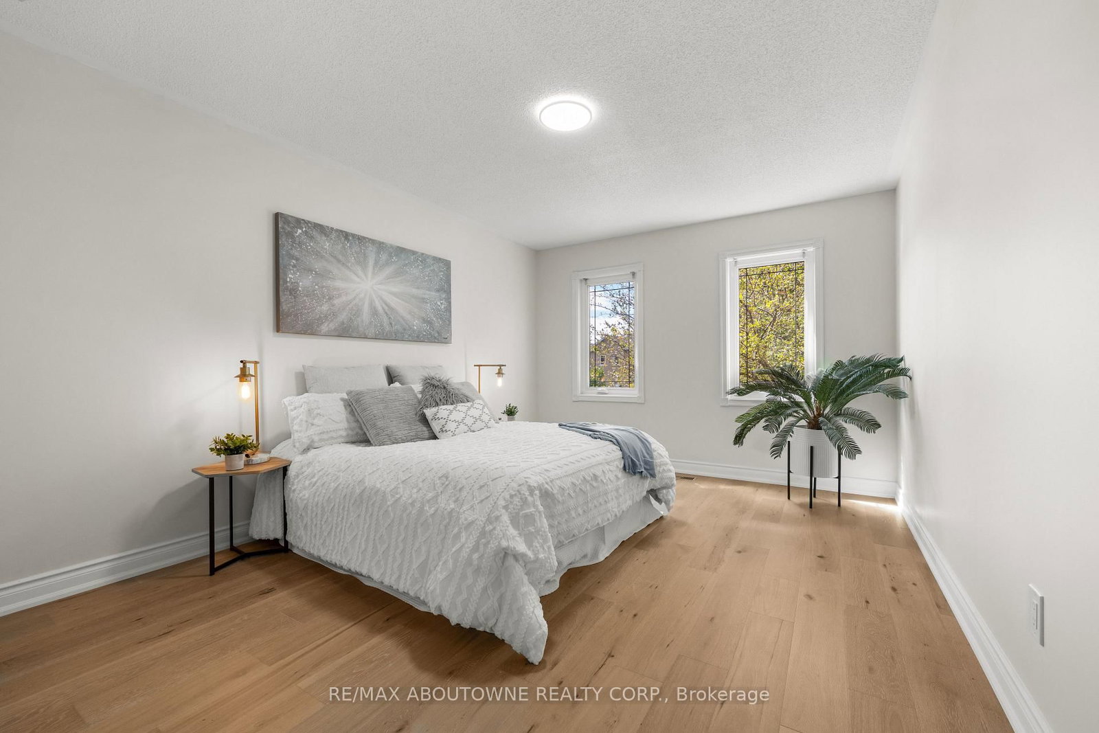 435 March Crescent • Oakville, ON photo 34