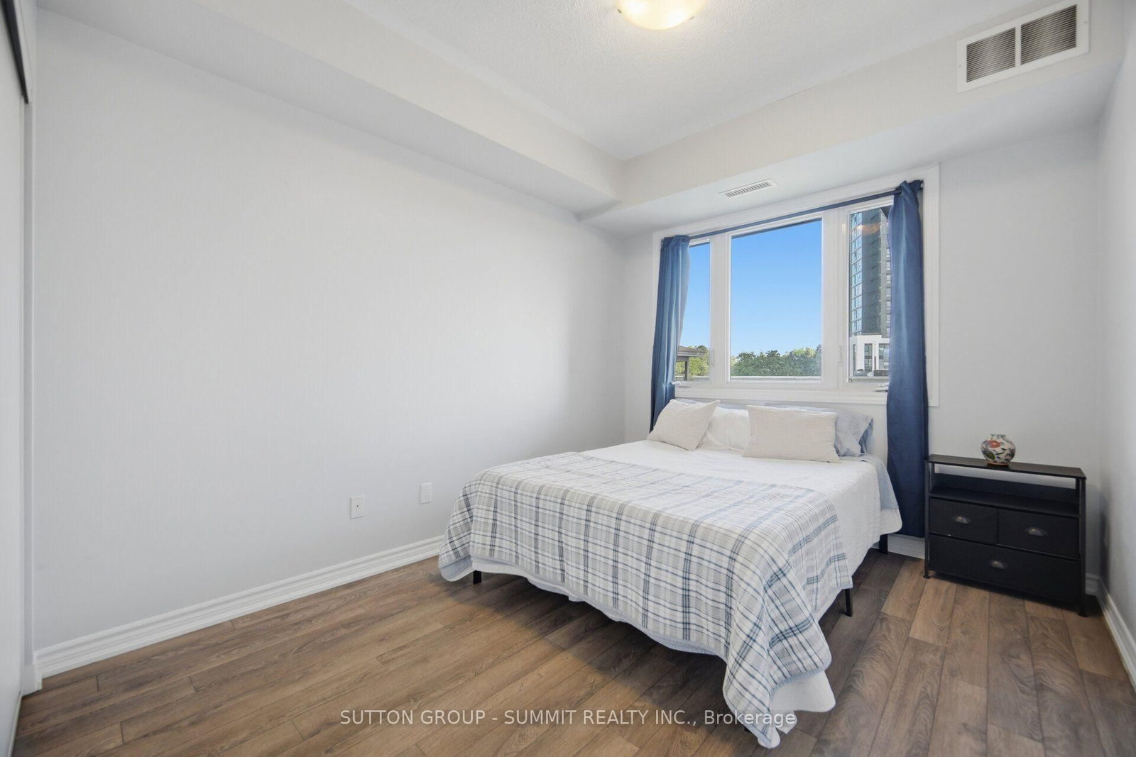570 Lolita Gardens • #418 • Mississauga, ON photo 15