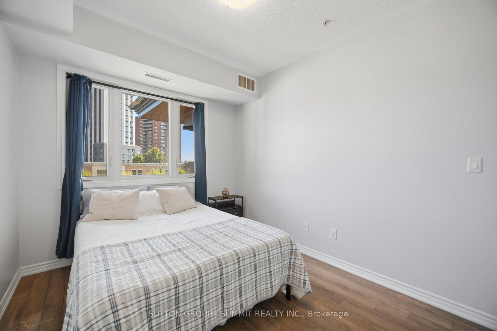 570 Lolita Gardens • #418 • Mississauga, ON photo 16