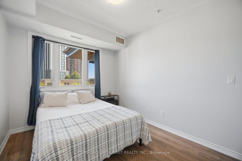 570 Lolita Mississauga,ON L5A 0A1 — Photo 16