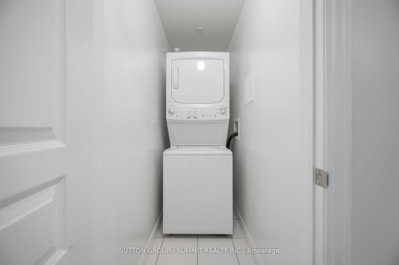 570 Lolita Mississauga,ON L5A 0A1 — Photo 21