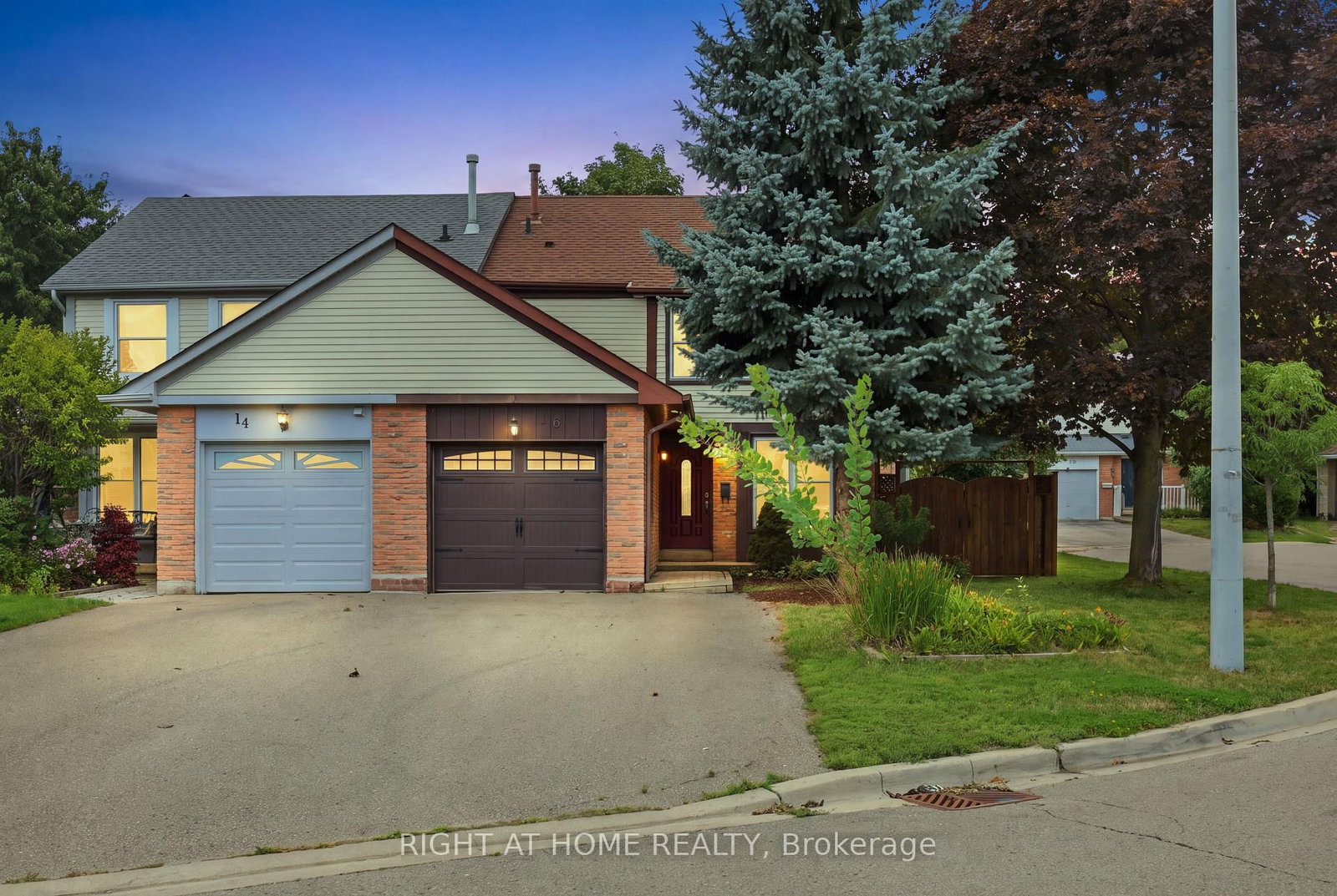 16 Kindle Court • Brampton, ON photo 1