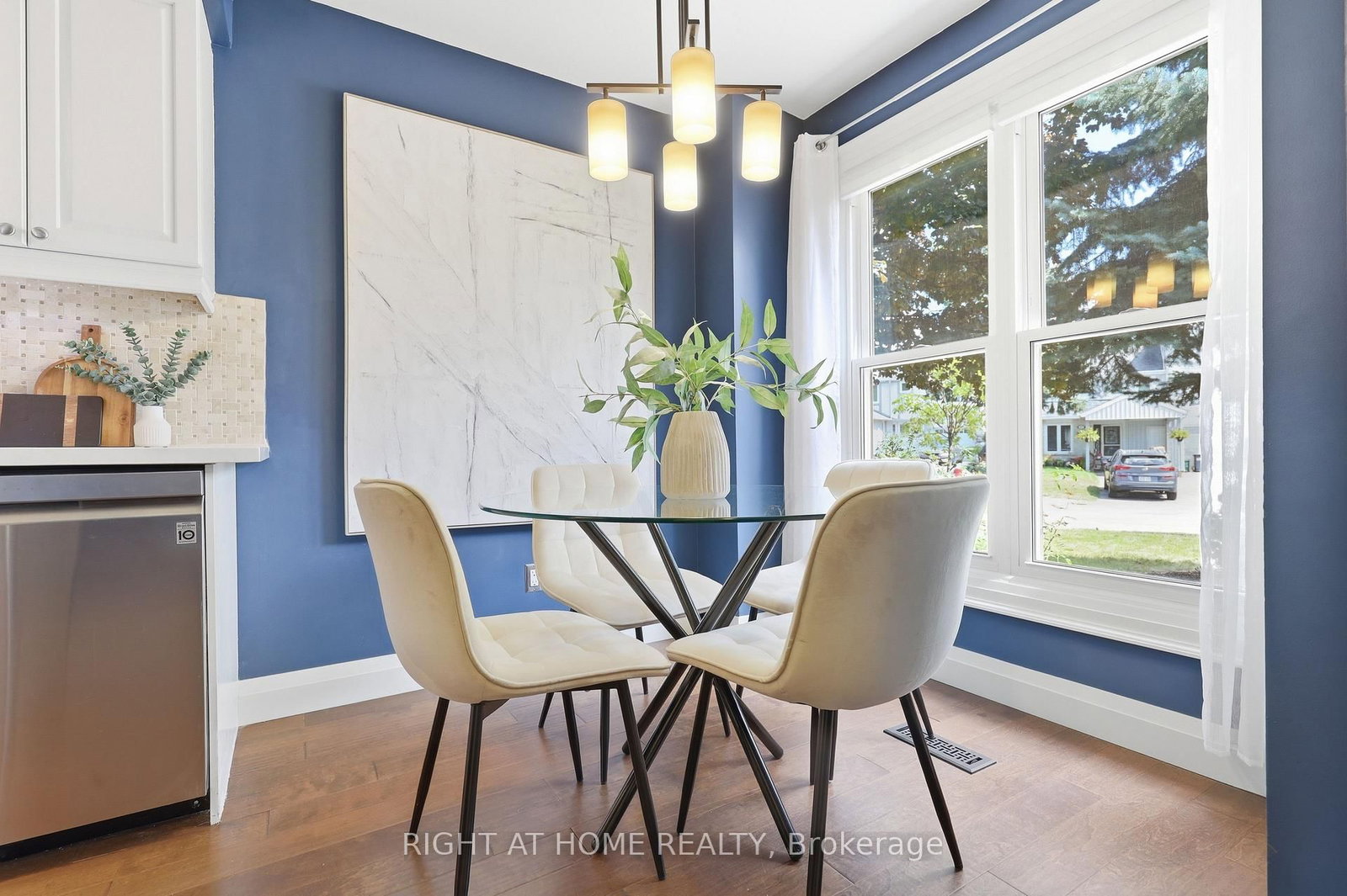 16 Kindle Court • Brampton, ON photo 11