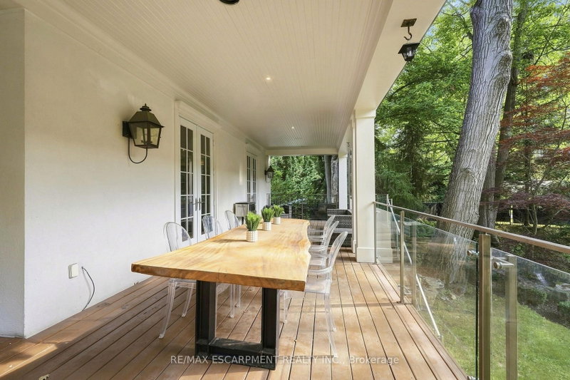 2025 Heartwood Mississauga,ON L5C 4P7 — Photo 18