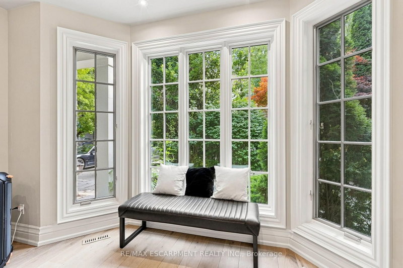 2025 Heartwood Mississauga,ON L5C 4P7 — Photo 24