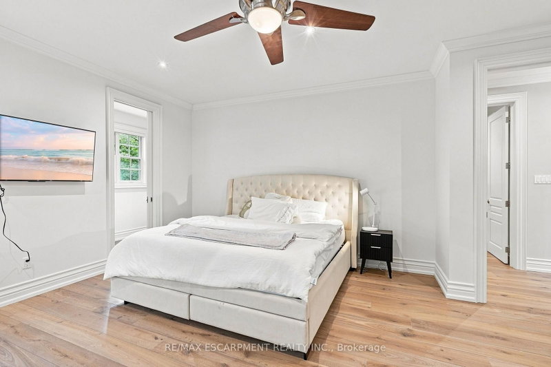 2025 Heartwood Mississauga,ON L5C 4P7 — Photo 30