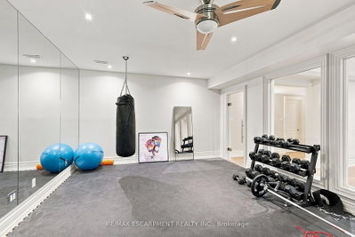 2025 Heartwood Mississauga,ON L5C 4P7 — Photo 43