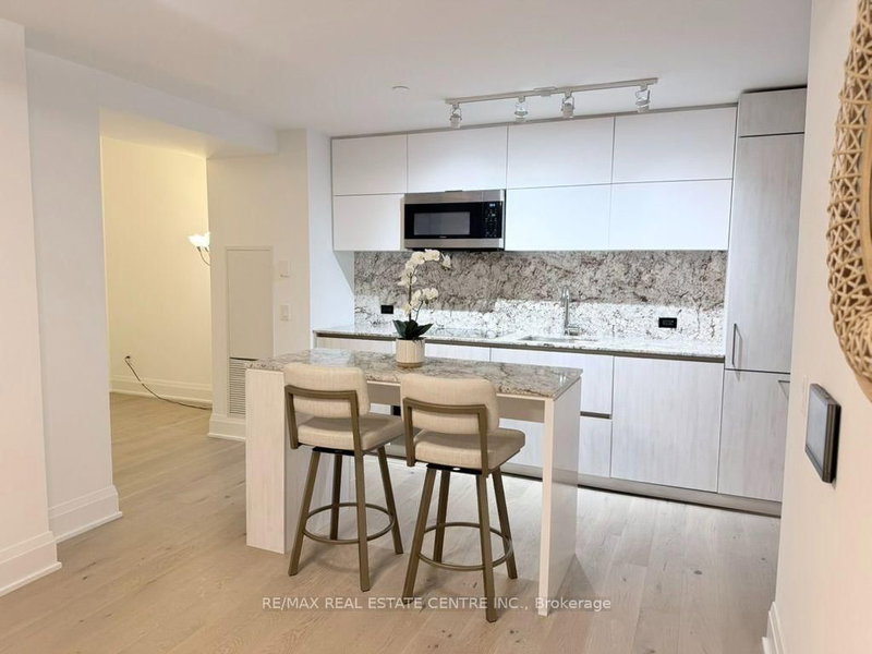 21 Park Mississauga,ON L5G 0C2 — Photo 12