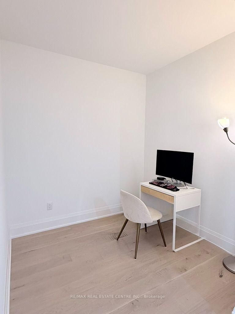 21 Park Street E • #1507 • Mississauga, ON photo 29