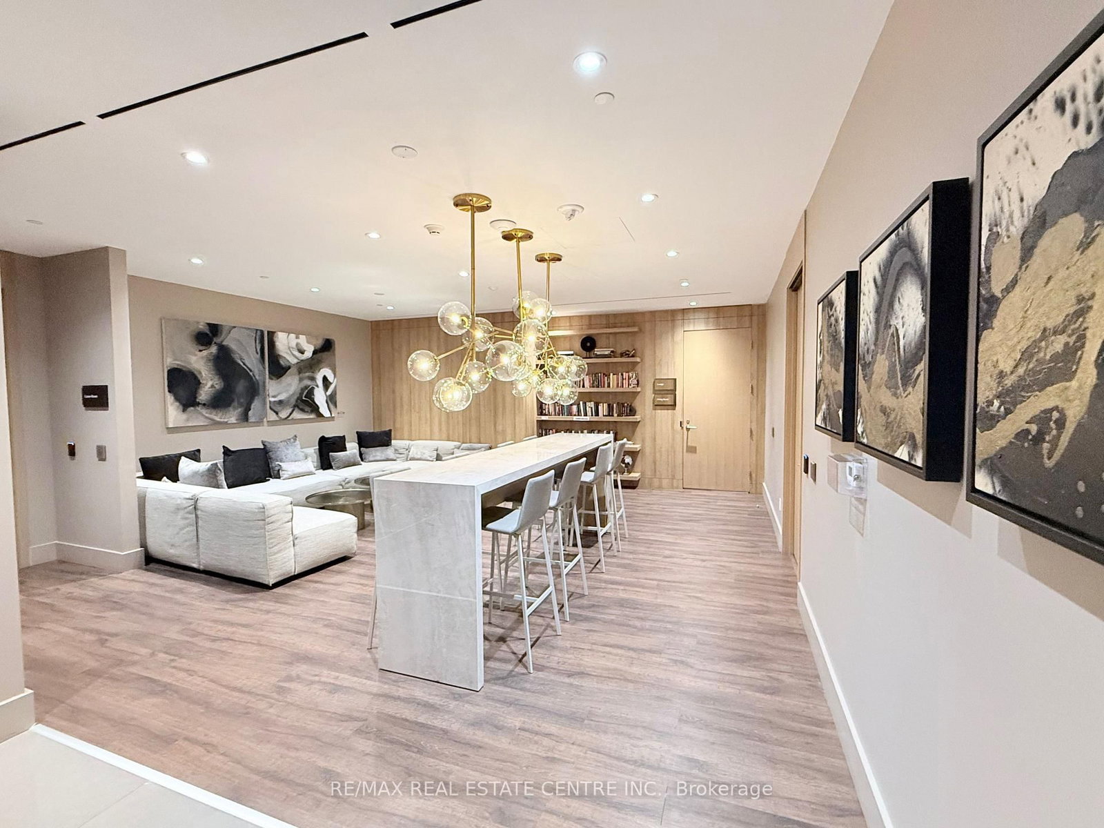 21 Park Street E • #1507 • Mississauga, ON photo 37