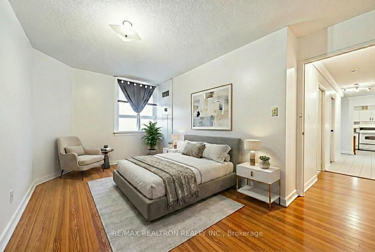 236 Albion Road • #903 • Toronto, ON photo 9