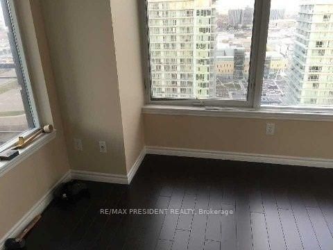 2102 - 385 Prince Of Wales Drive