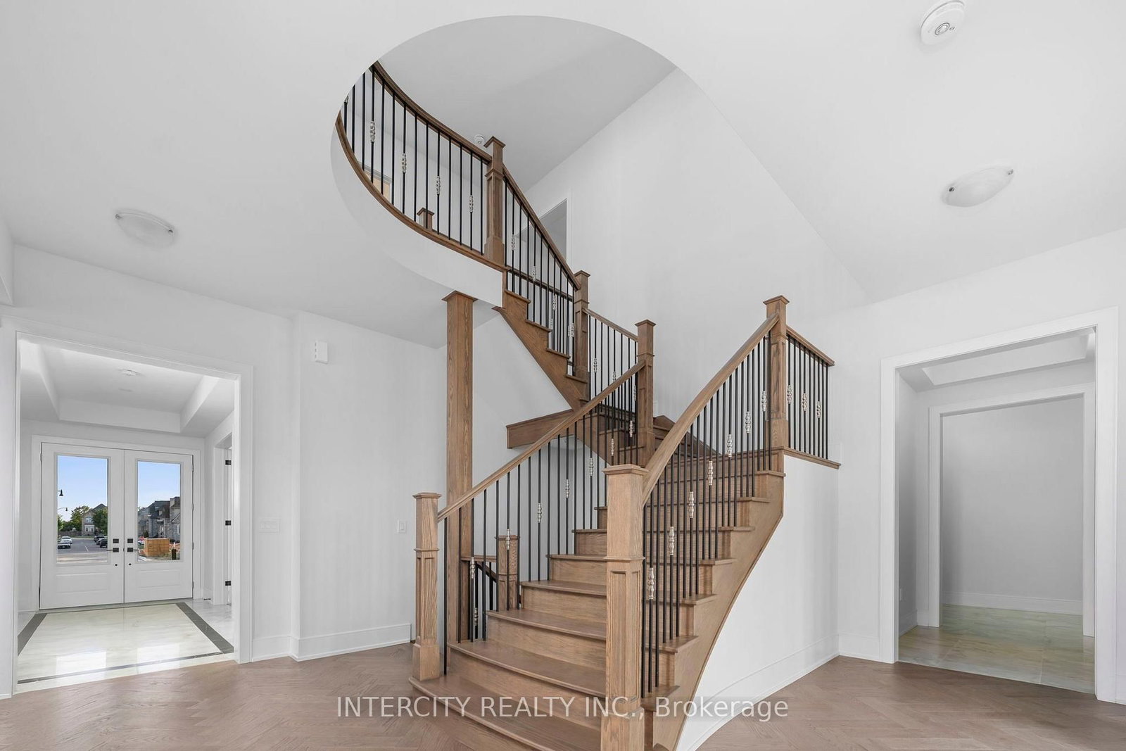 20 Gold Bottom Crescent • Brampton, ON photo 12