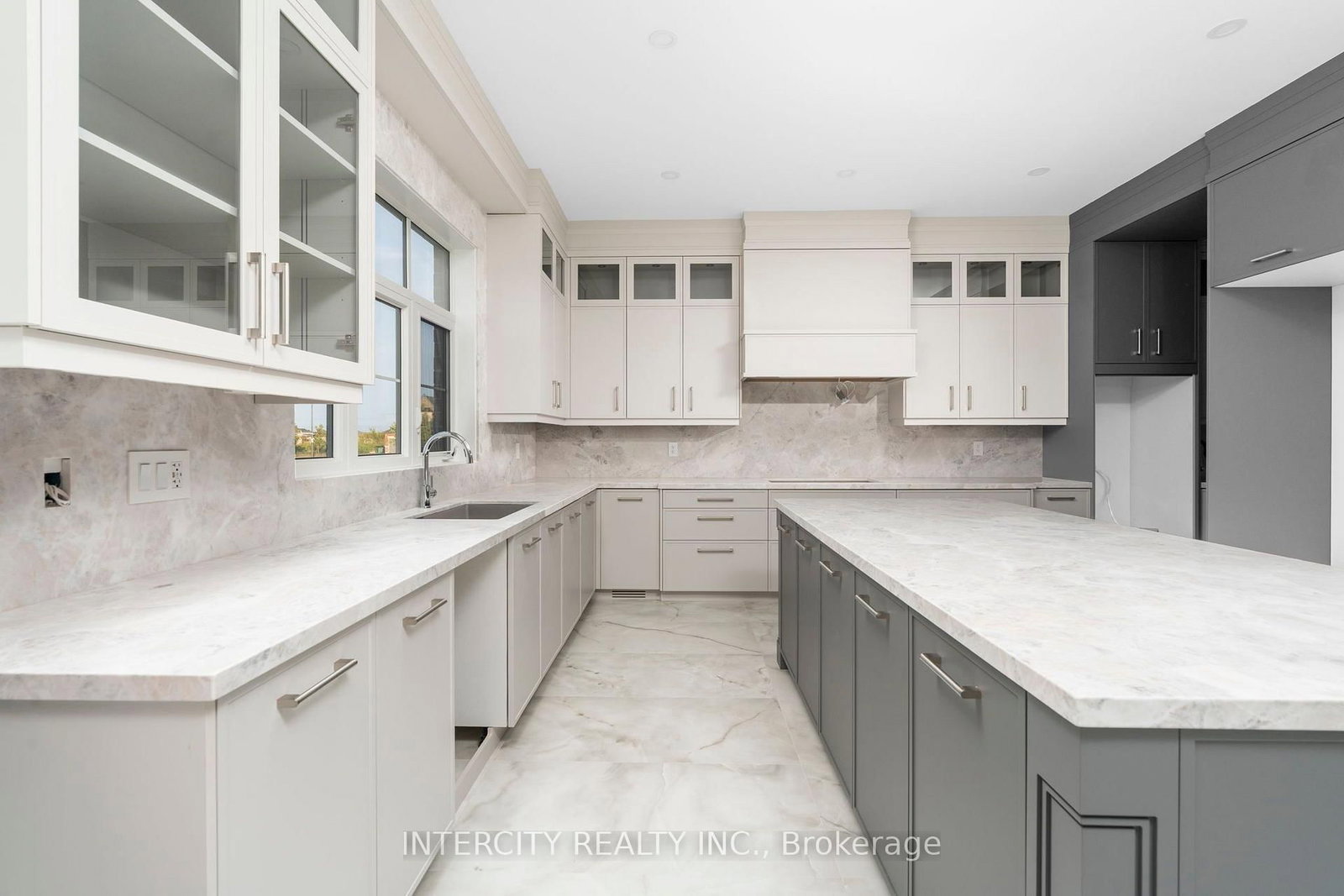 20 Gold Bottom Crescent • Brampton, ON photo 19