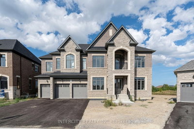 20 Gold Bottom Crescent • Brampton, ON photo 2