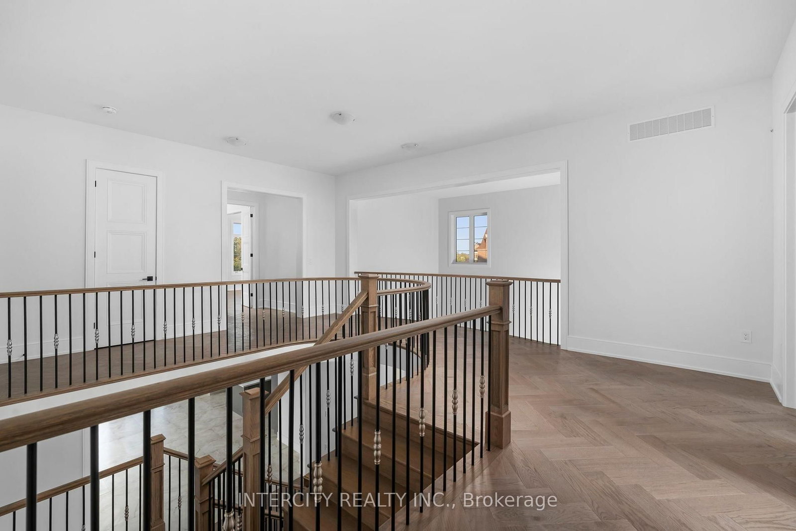 20 Gold Bottom Crescent • Brampton, ON photo 24