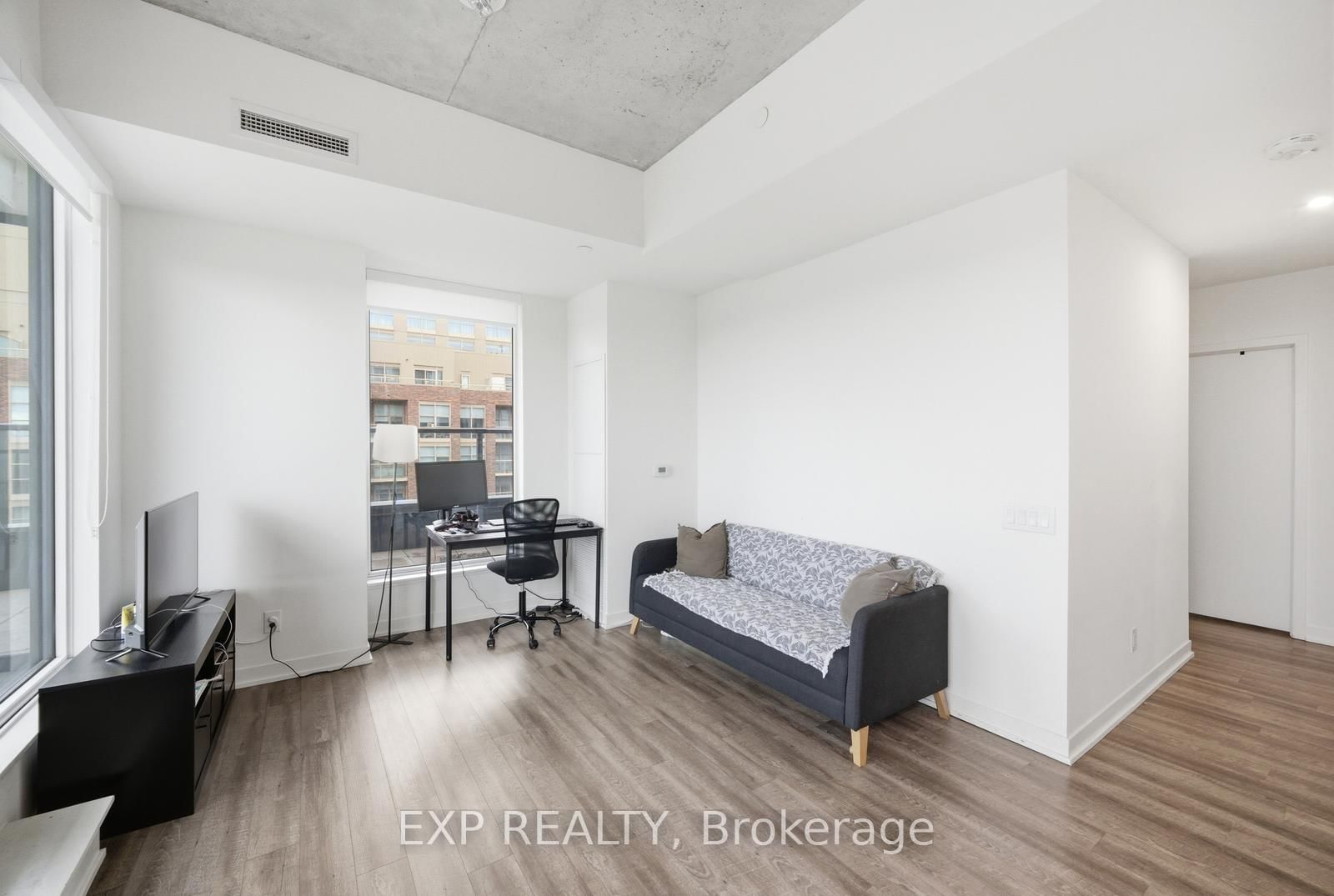 1808 St Clair Avenue W • #804 • Toronto, ON photo 5