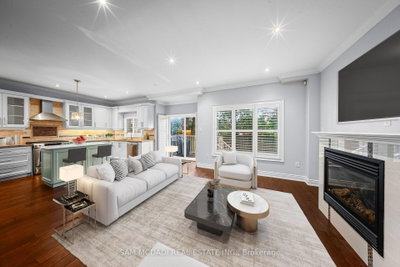 1238 Strathy Avenue • Mississauga, ON photo 6