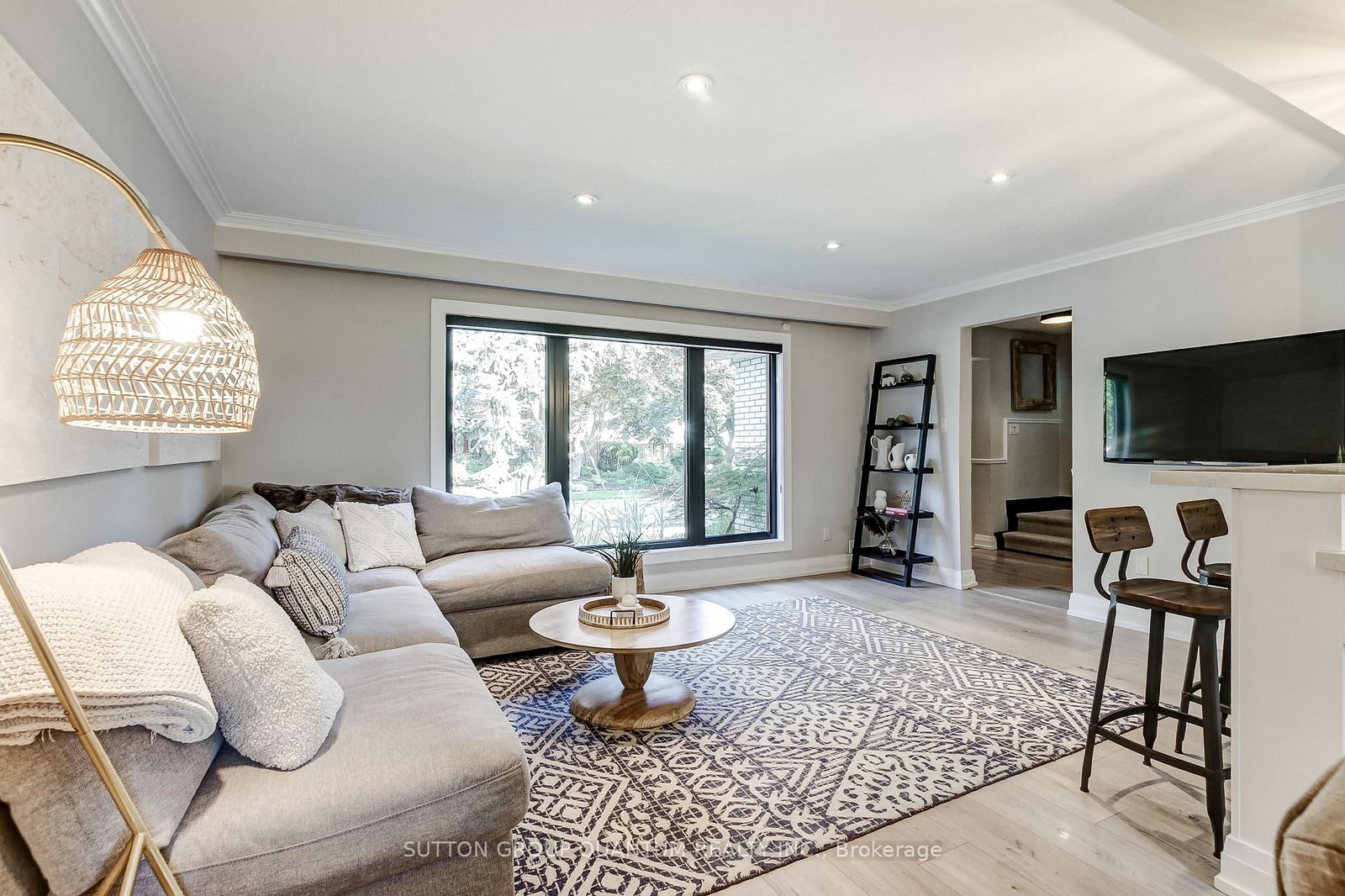2011 Davebrook Road • Mississauga, ON photo 8