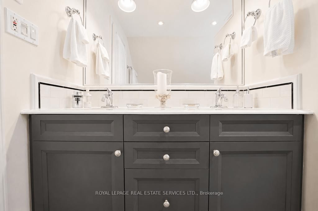 124 Chisholm Oakville,ON L6K 3J2 — Photo 30