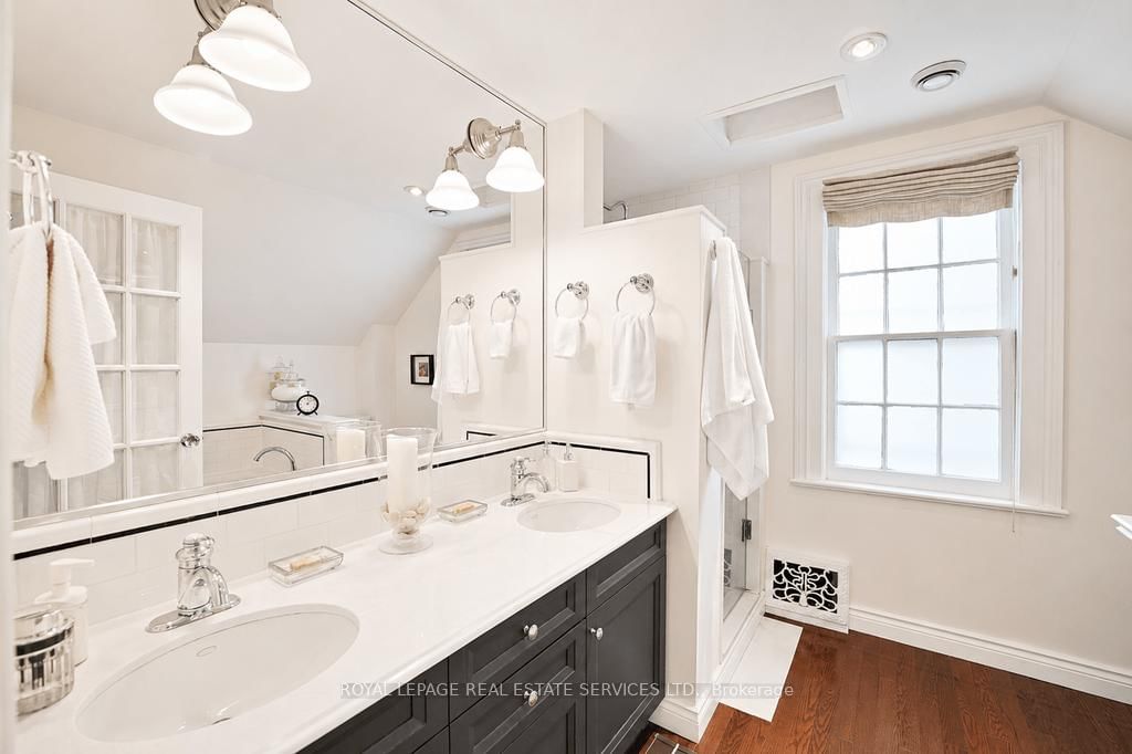 124 Chisholm Oakville,ON L6K 3J2 — Photo 32