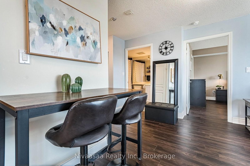 300 Ray Lawson Brampton,ON L6Y 5H5 — Photo 22