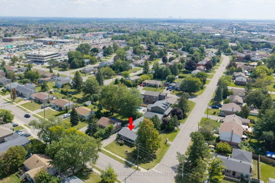 92 Ellwood Drive • Caledon, ON photo 4