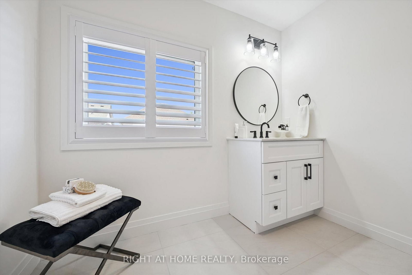 2294 Seton Crescent • Burlington, ON photo 25
