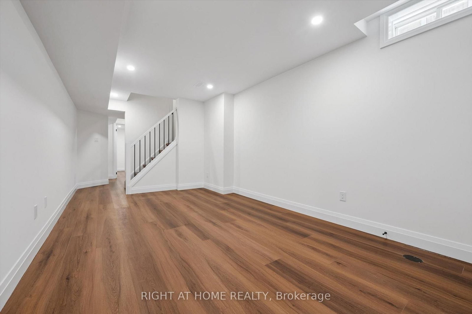 2294 Seton Crescent • Burlington, ON photo 34