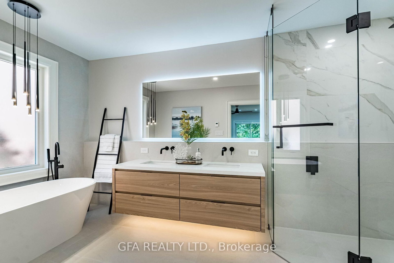 1027 Masters Green • Oakville, ON photo 24