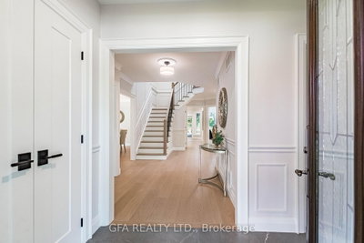 1027 Masters Green • Oakville, ON photo 5