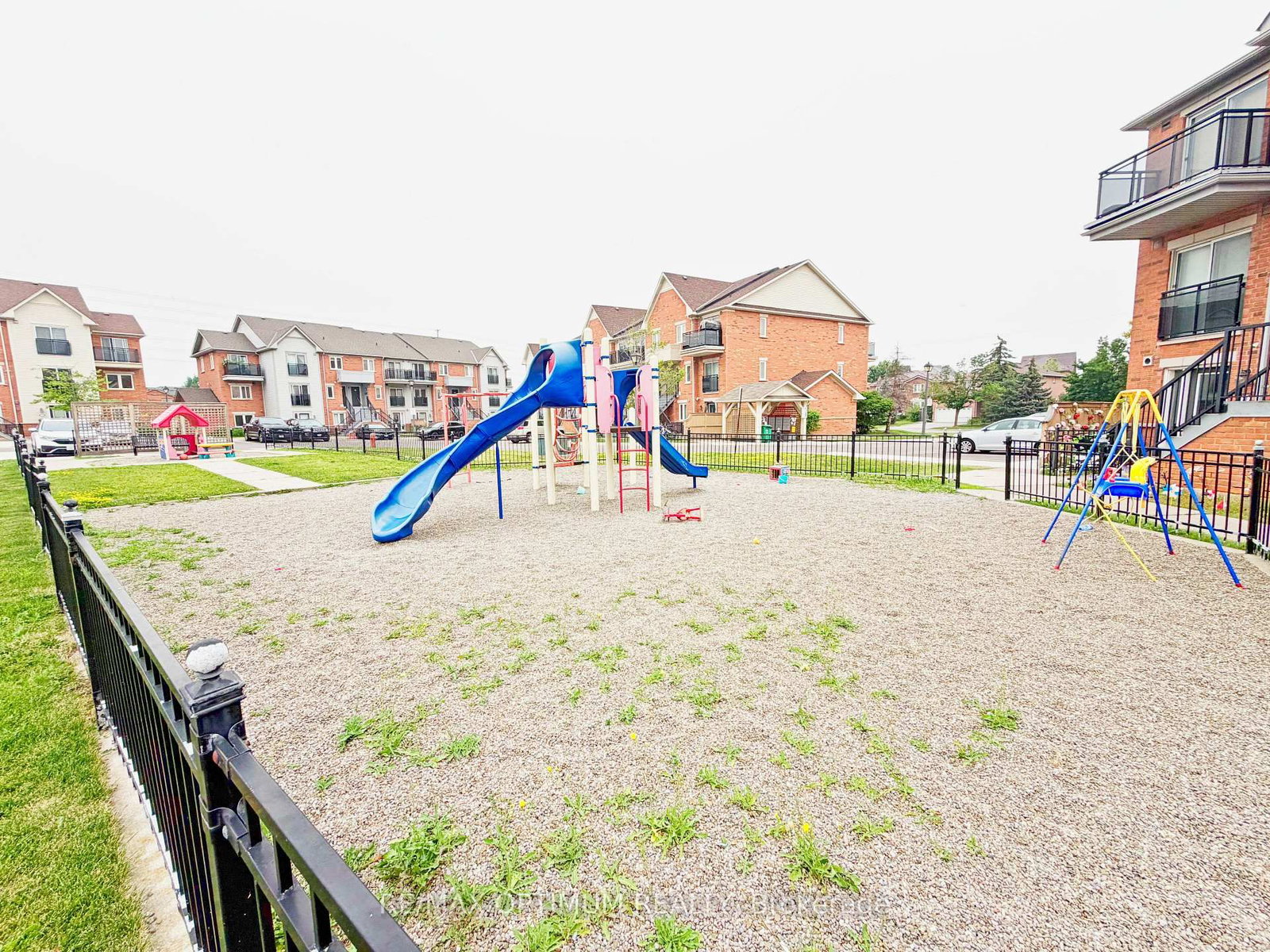 4620 Guildwood Way • #17 • Mississauga, ON photo 33