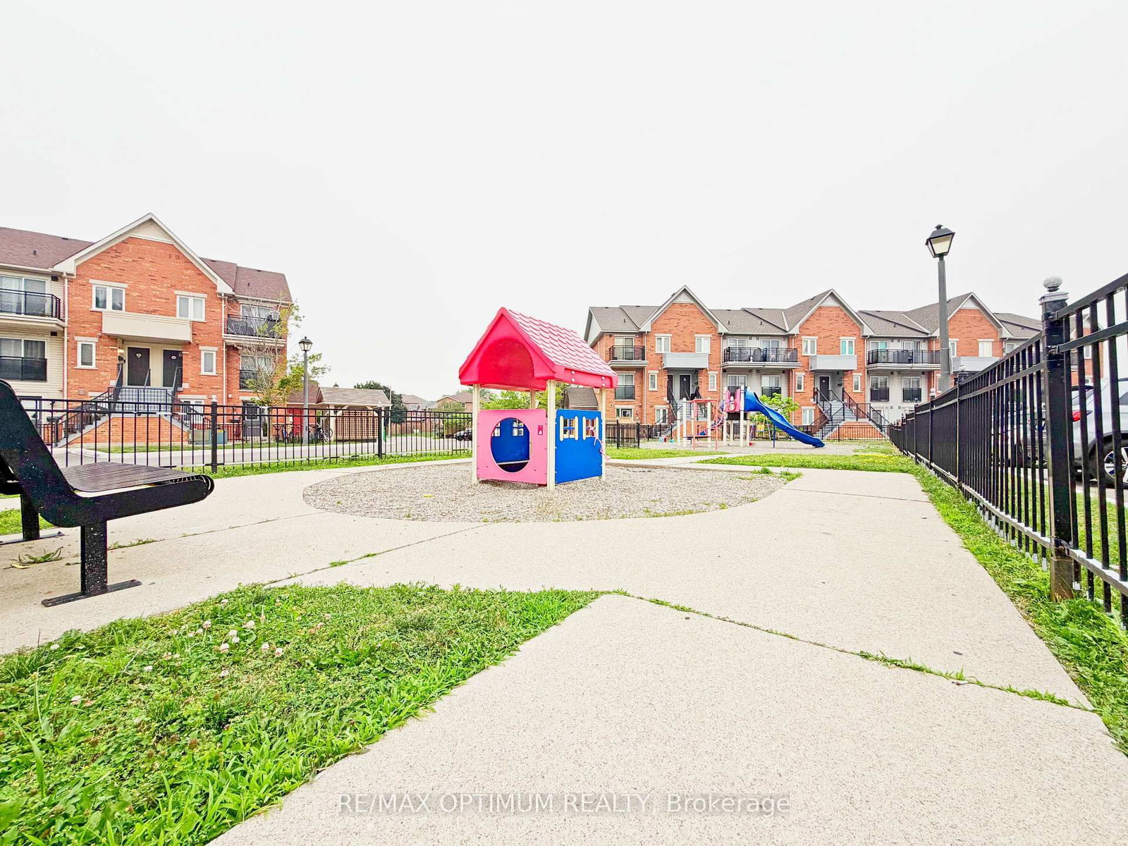 4620 Guildwood Way • #17 • Mississauga, ON photo 34