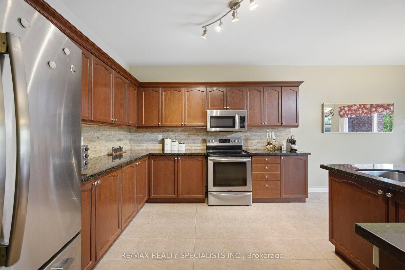 25 Dovergreen Drive • Brampton, ON photo 17