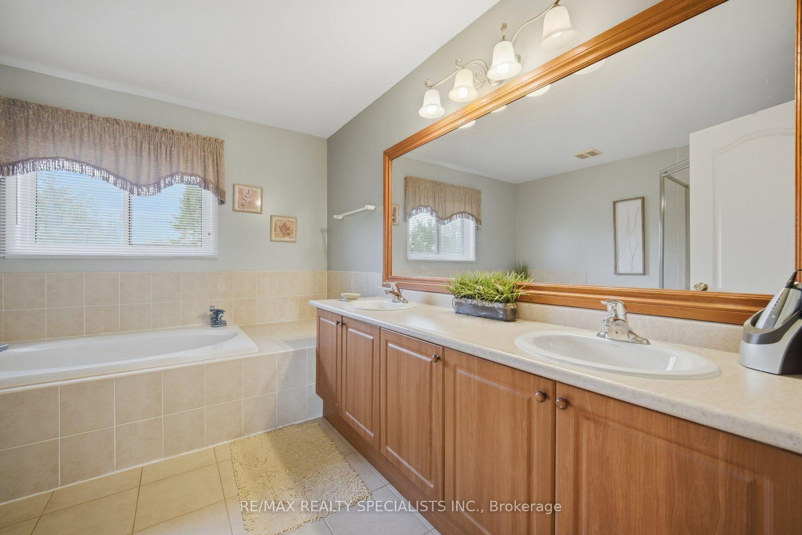25 Dovergreen Drive • Brampton, ON photo 27
