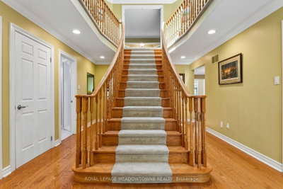 3170 Plum Tree Crescent • Mississauga, ON photo 5