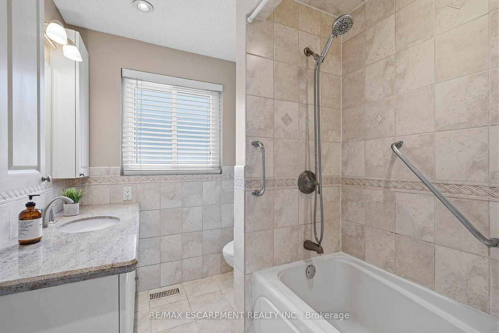 616 Mullin Way • Burlington, ON photo 21