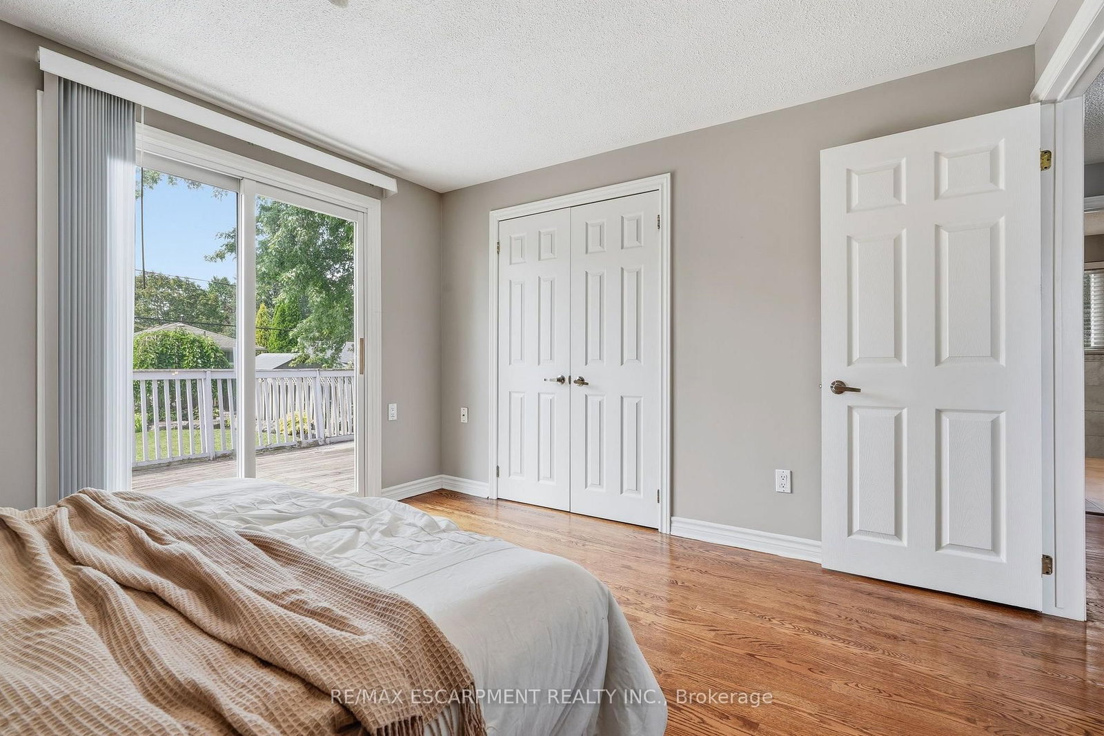 616 Mullin Way • Burlington, ON photo 27