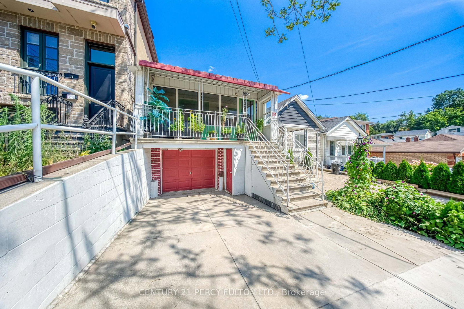 15 Haverson Boulevard • Toronto, ON photo 2