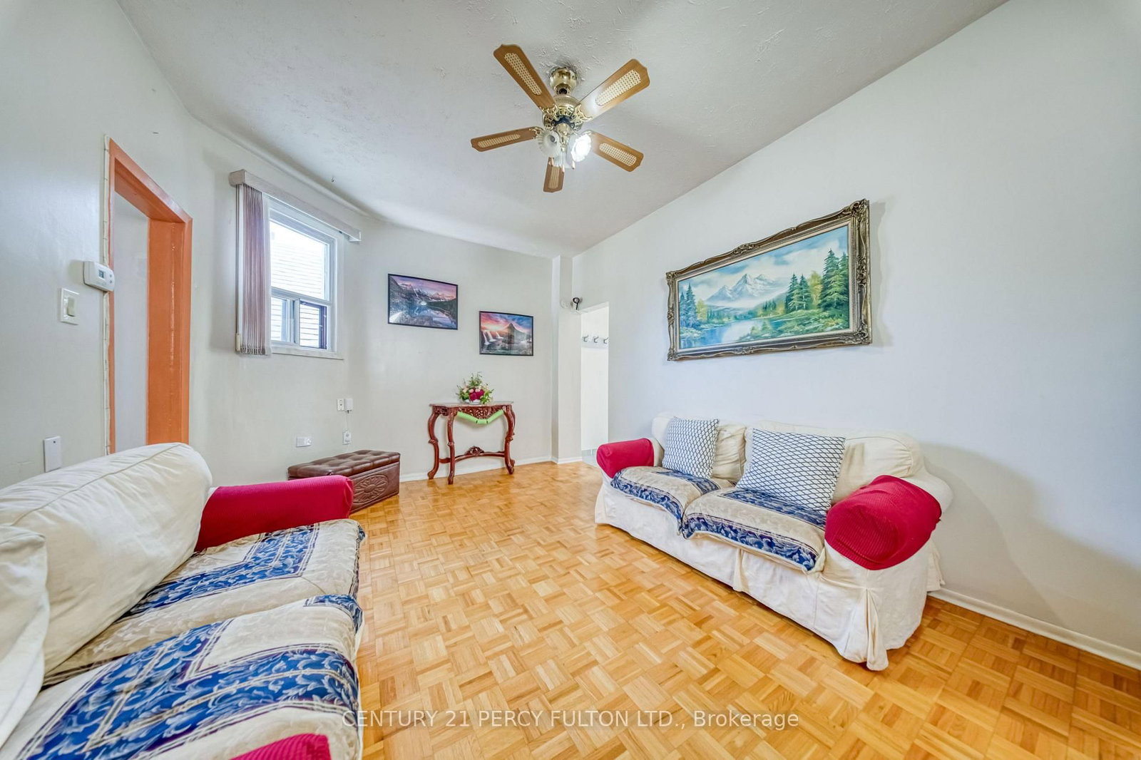 15 Haverson Boulevard • Toronto, ON photo 8