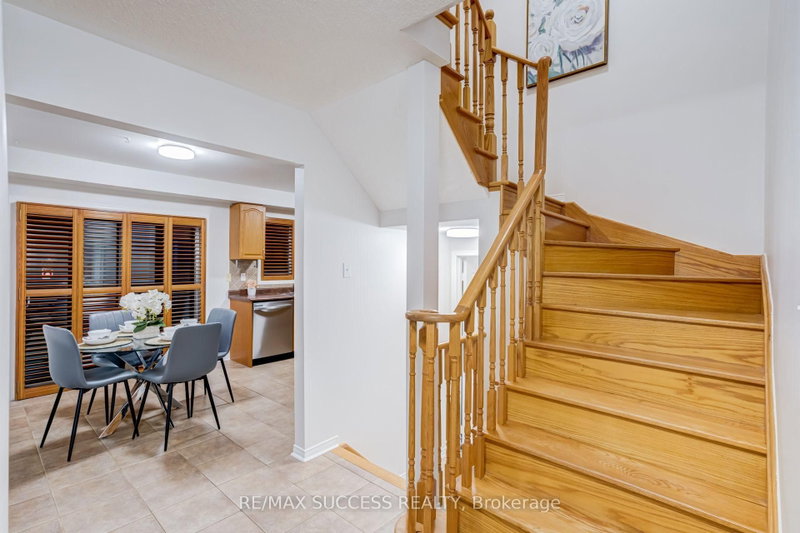 54 Ferncroft Brampton,ON L7A 3C8 — Photo 21