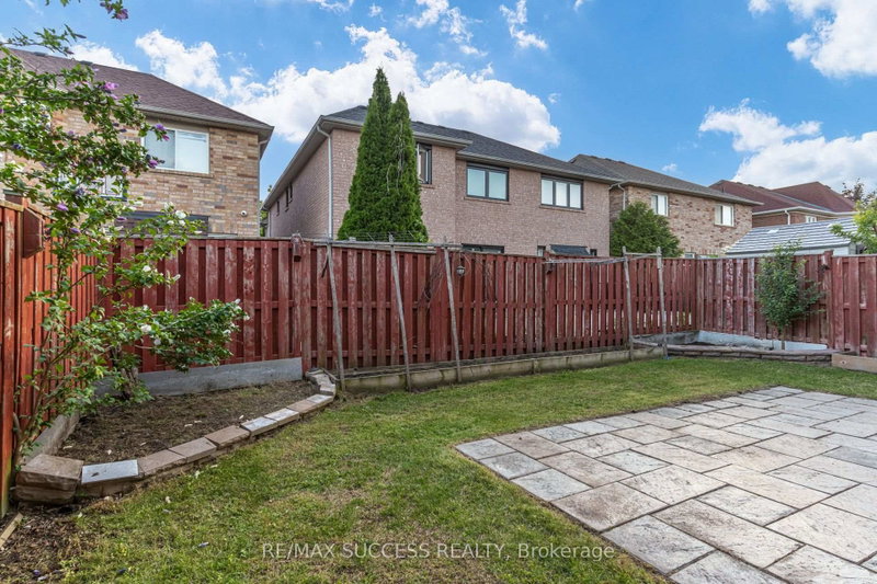 54 Ferncroft Brampton,ON L7A 3C8 — Photo 44