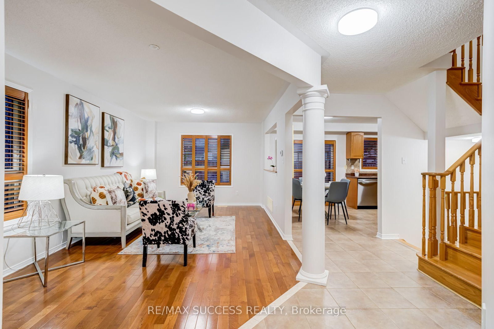 54 Ferncroft Place • Brampton, ON photo 5